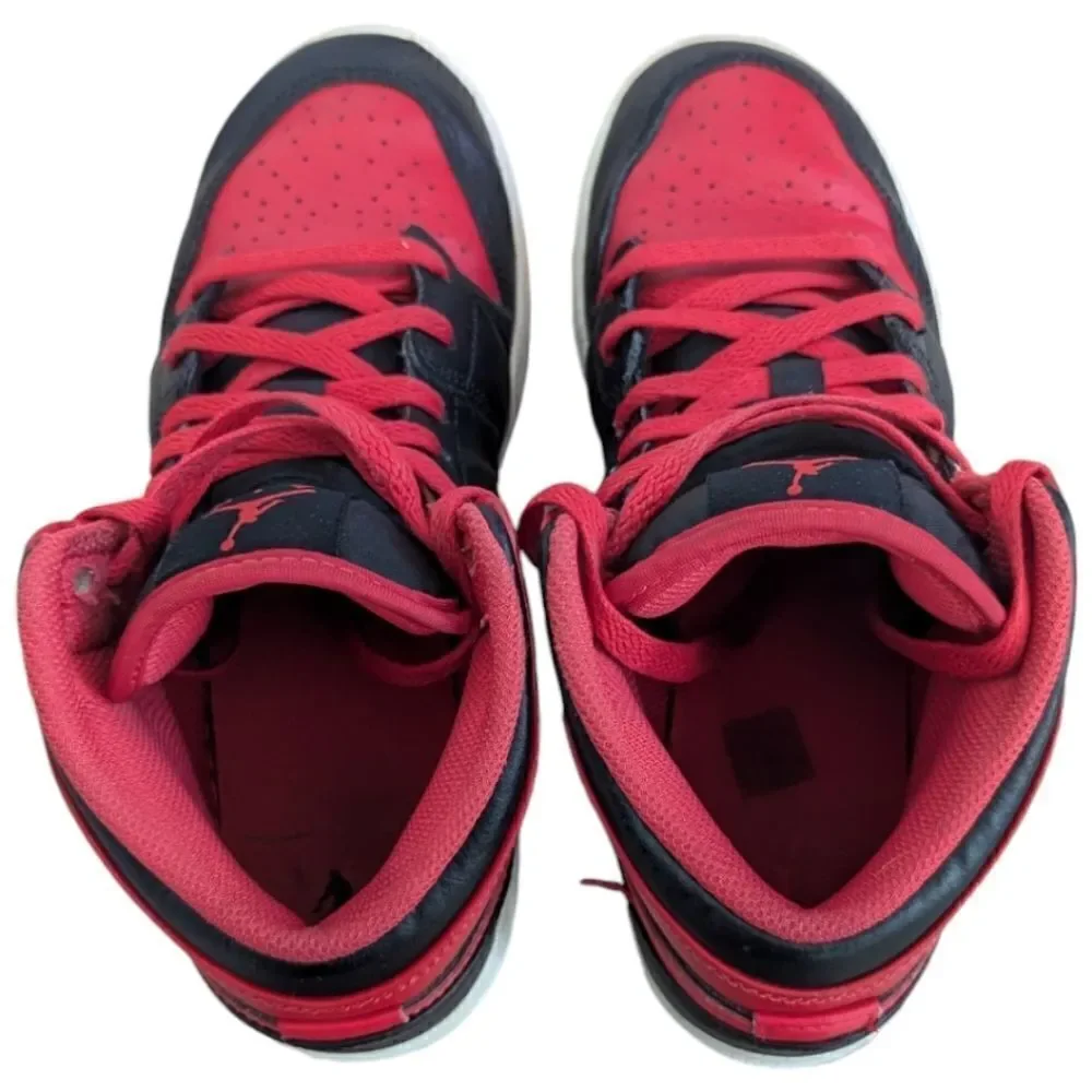 Nike Air Jordan 1 Kids 5.5Y Mid Alternate Bred DQ8423-060 2022 Red & Black Shoes